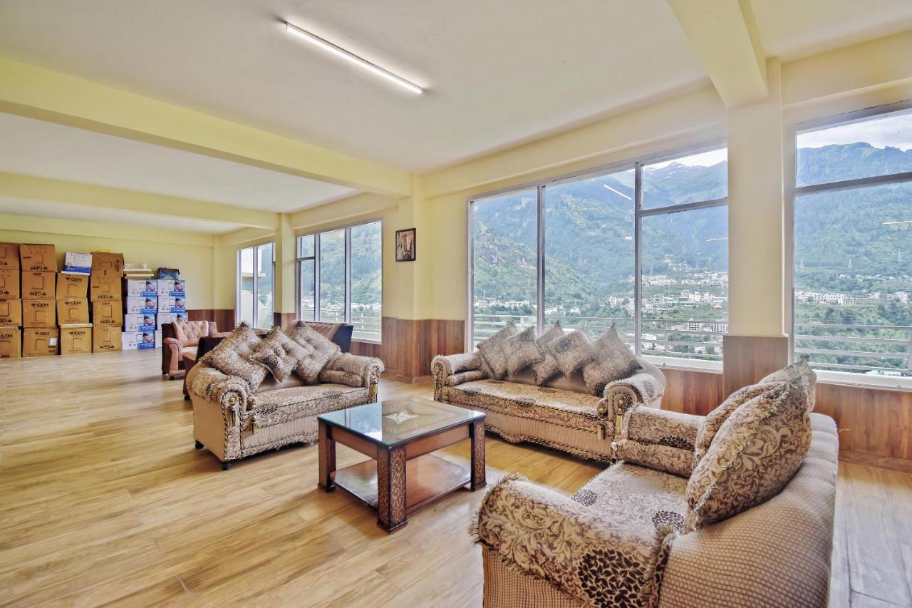 Capital O 42006 Phalguni Regency Ξενοδοχείο Manāli Εξωτερικό φωτογραφία